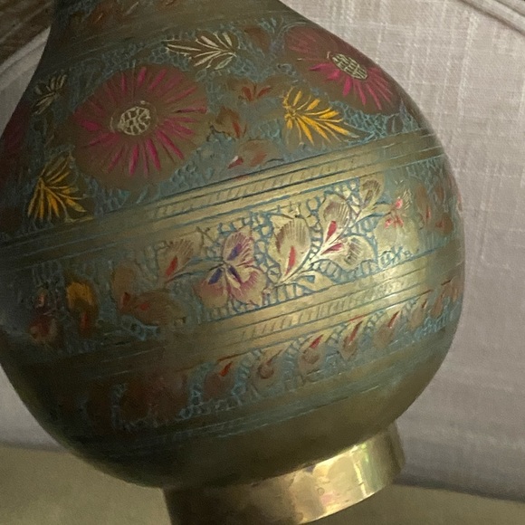 10” Vintage etched brass vase - Picture 2 of 7